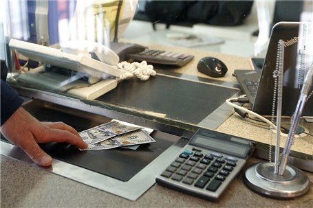 امکان عرضه امتیاز صادراتی در بازار ارز تجاری فراهم شد